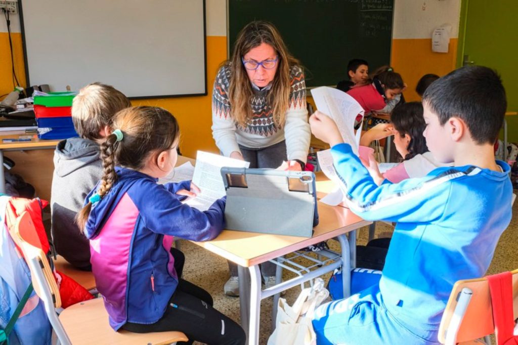 CORNELLA EDUCACIO