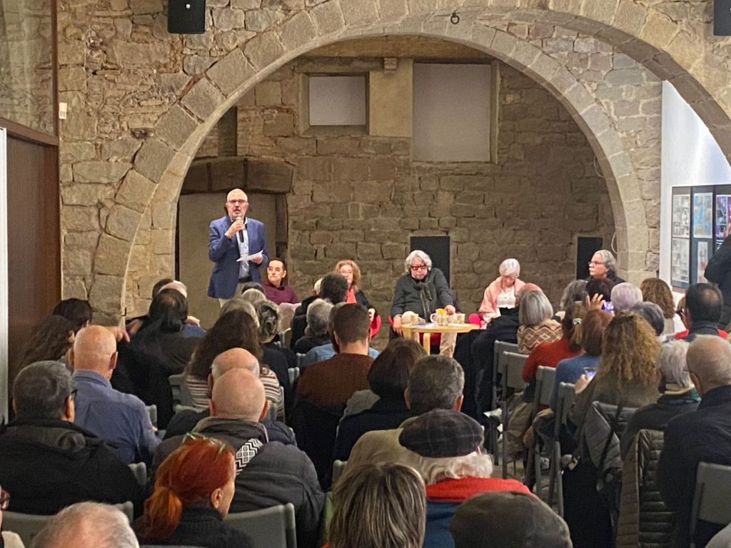 329a0501-329f-4d76-99b7-d630393aa1bf