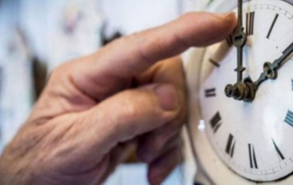 CANVI HORA DOS CORRECTE